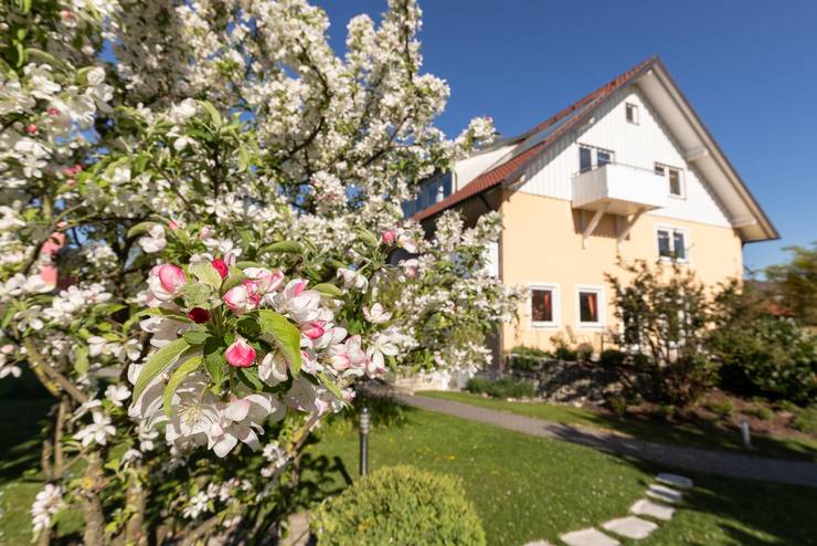 Feng Shui Gästegarten Hotel & Gästehaus Zürn in Wasserburg am Bodensee